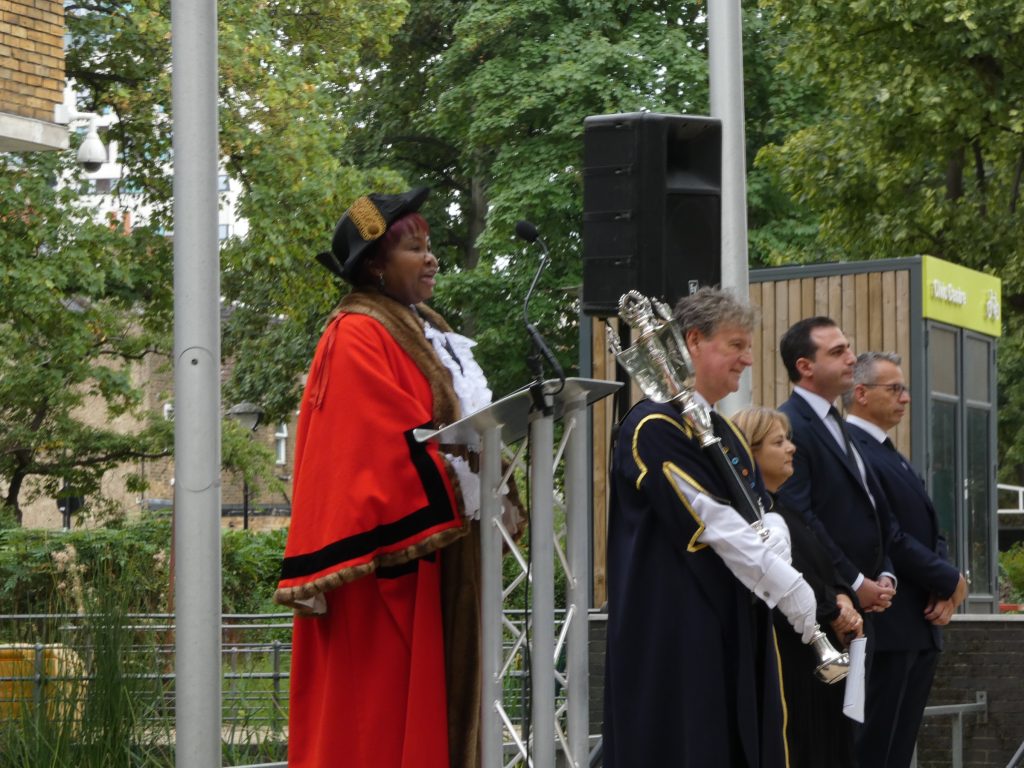 Mayor of Enfield Doris Jiagge reads the proclamation of King Charles III